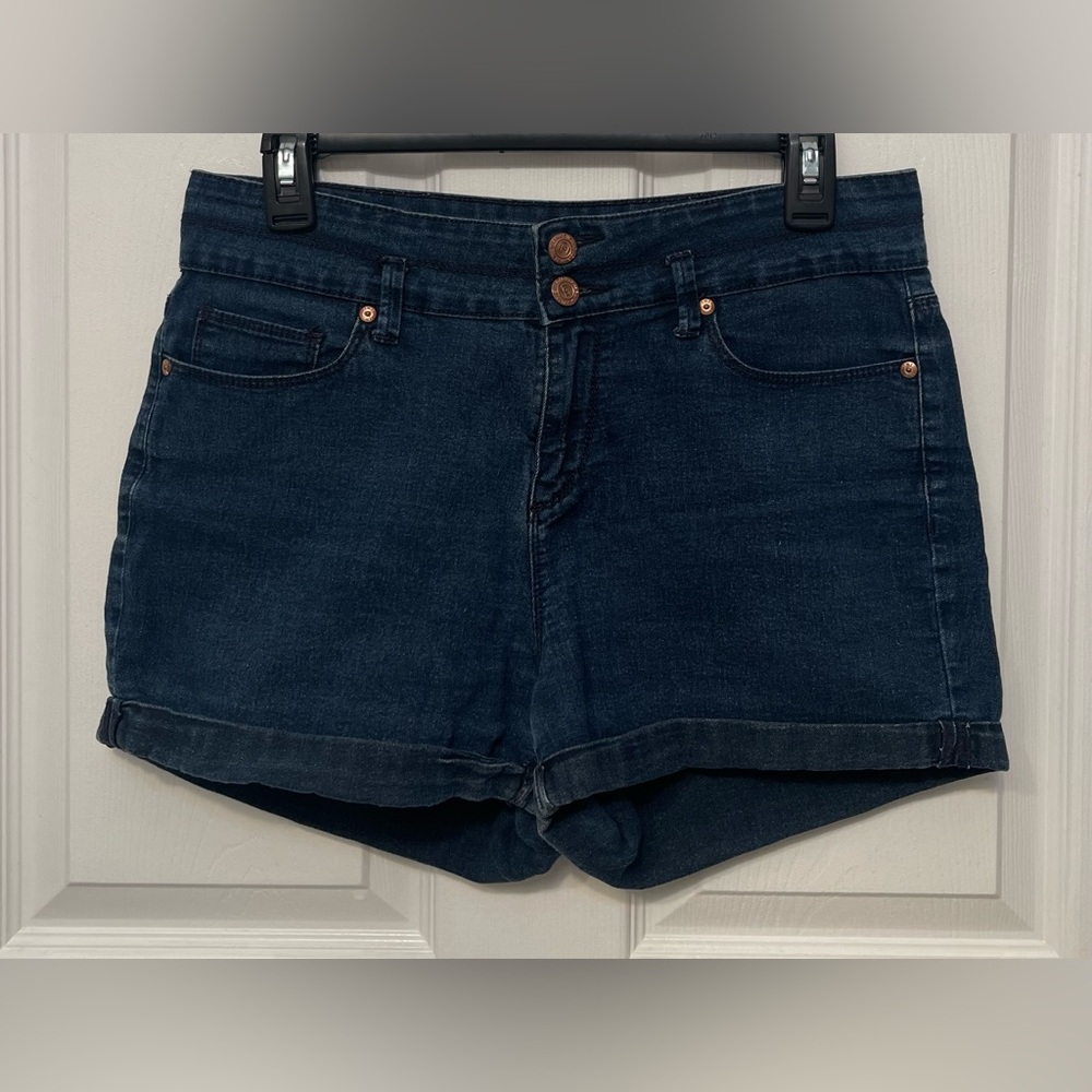 Lei Navy Tatum High Rise Shorts